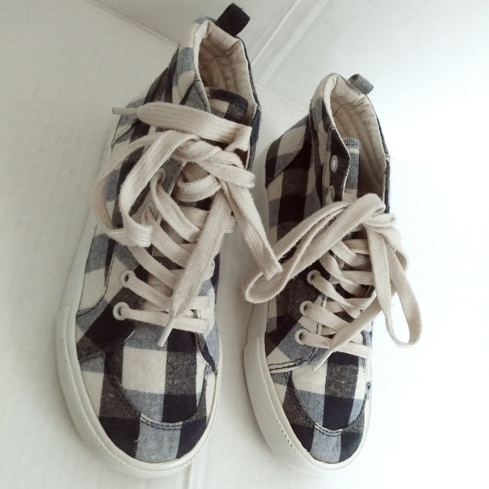 Old Navy Little Boy 2 High Top Buffalo Plaid Sneakers